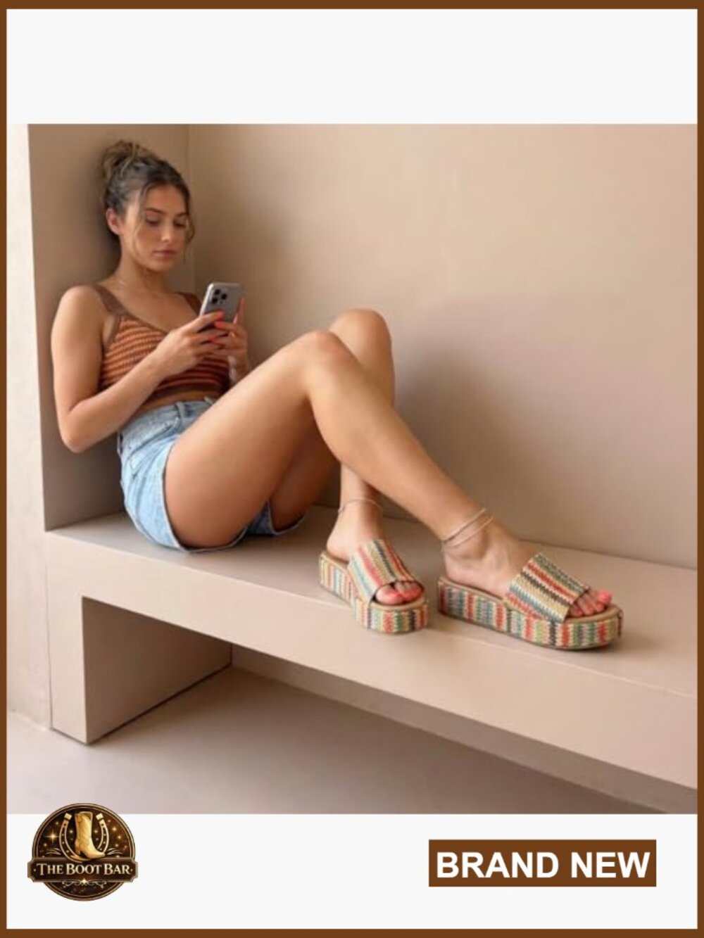 Women's Platform Slide Sandals with Cushioned Footbed - Picture 3 of 7